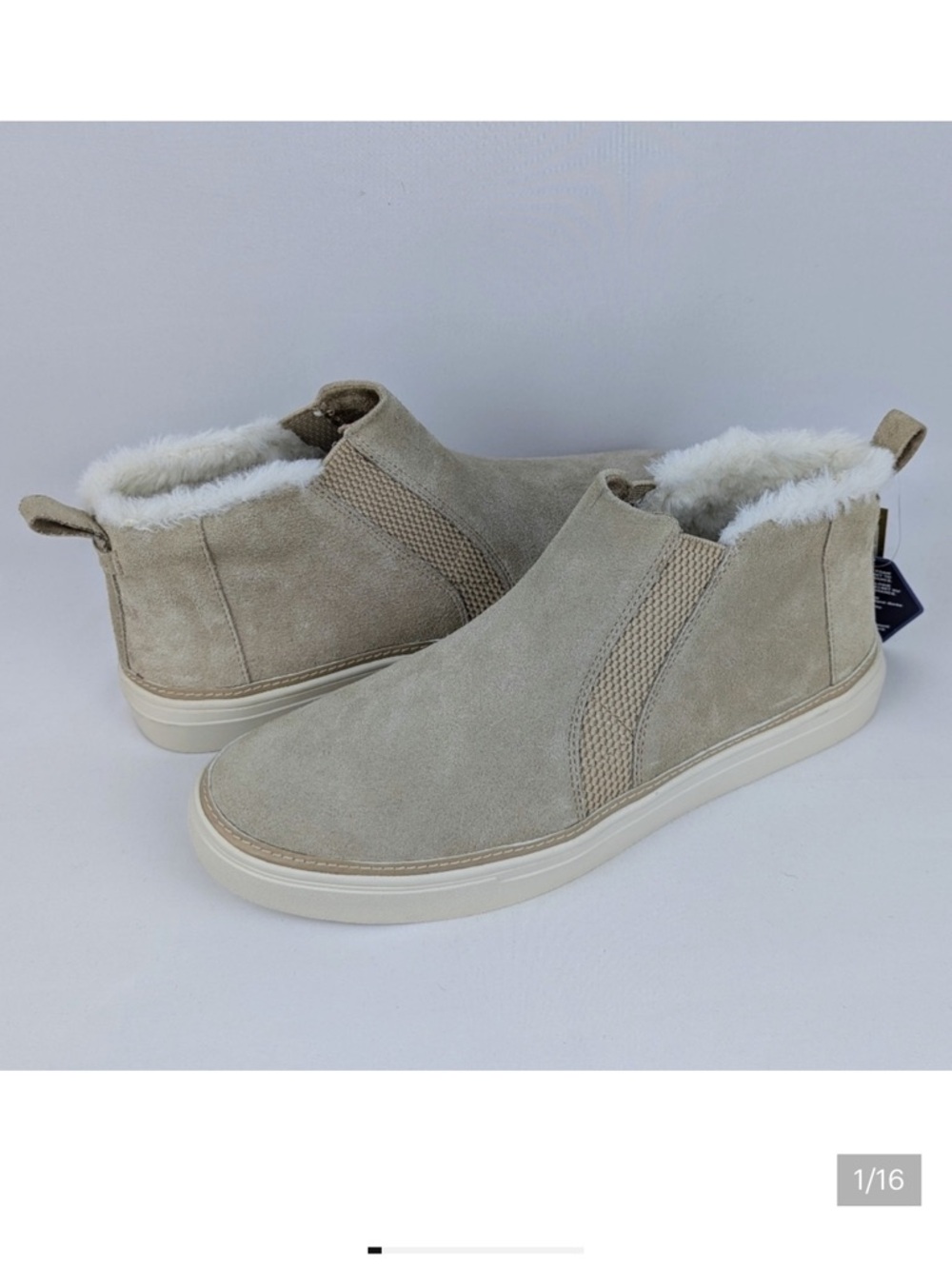 Toms Light Suede Chukka Boot with Shearling Lining - Taupe